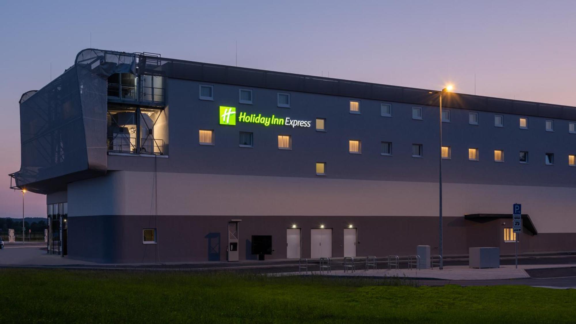 Holiday Inn Express - Hamburg South A7-As42 By Ihg Egestorf Dış mekan fotoğraf