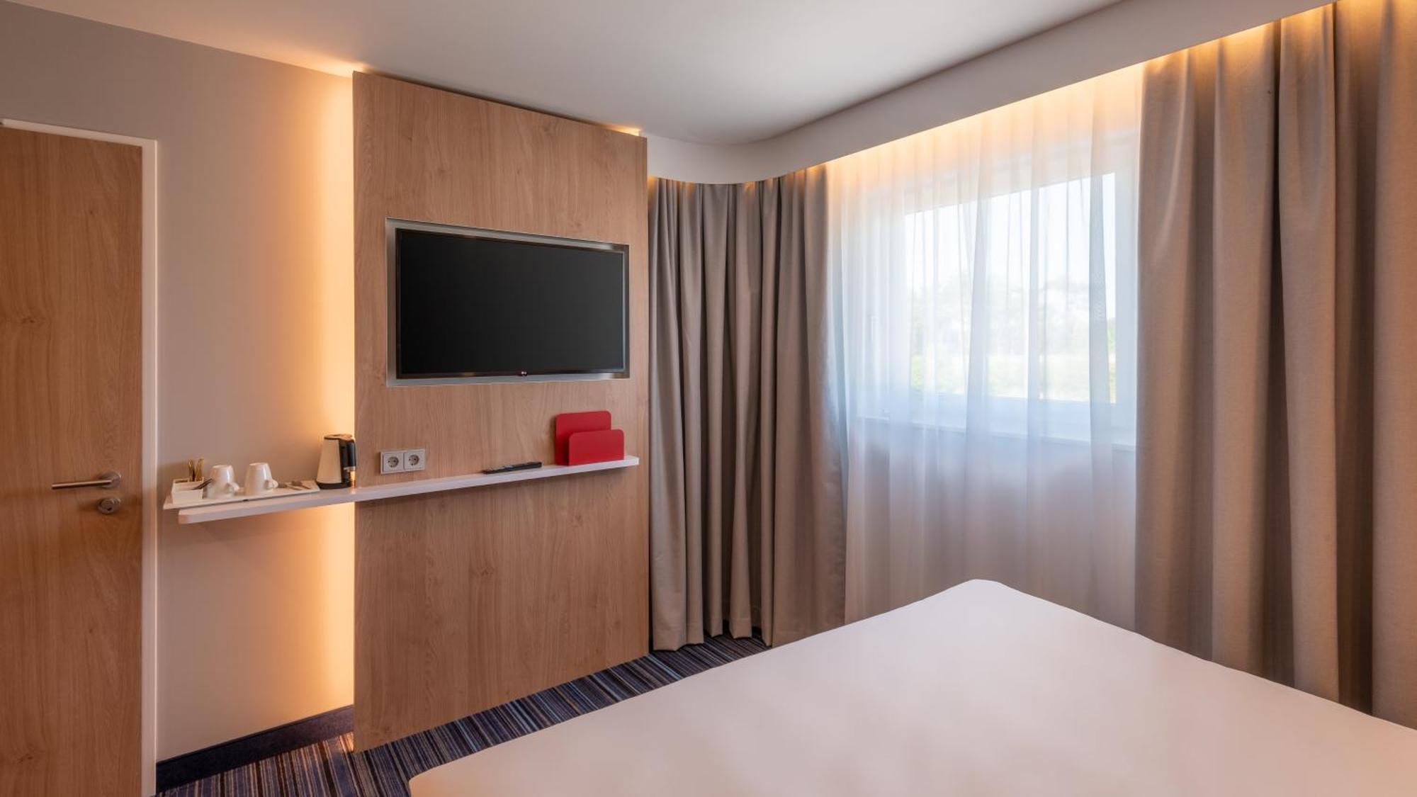 Holiday Inn Express - Hamburg South A7-As42 By Ihg Egestorf Dış mekan fotoğraf