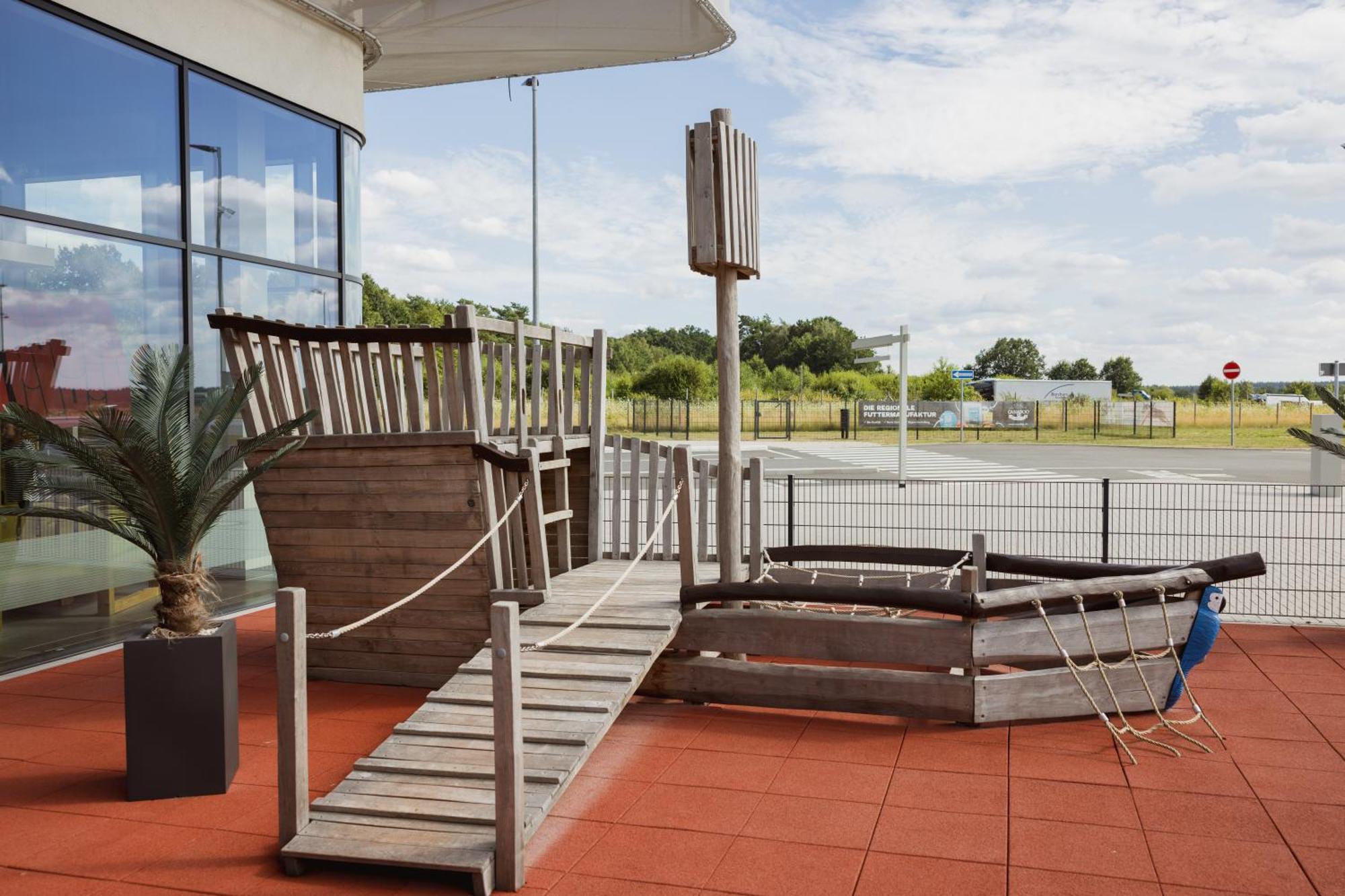 Holiday Inn Express - Hamburg South A7-As42 By Ihg Egestorf Dış mekan fotoğraf